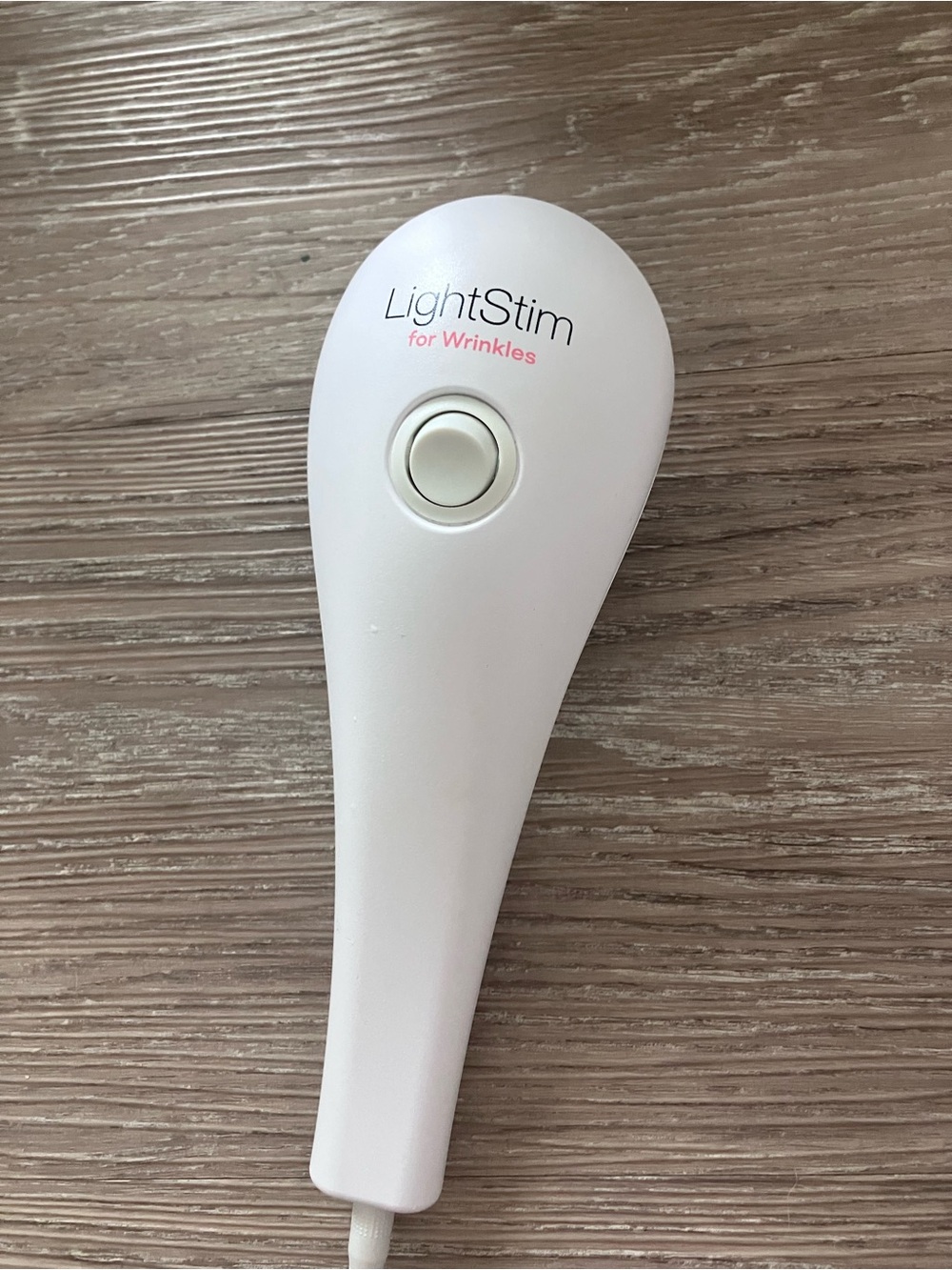 LightStim for Wrinkles - Pink LED Anti-Aging Device - Picture 2 of 7